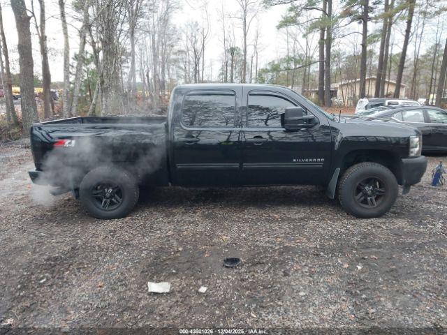 Chevrolet Silverado 1500 Lt Image 3