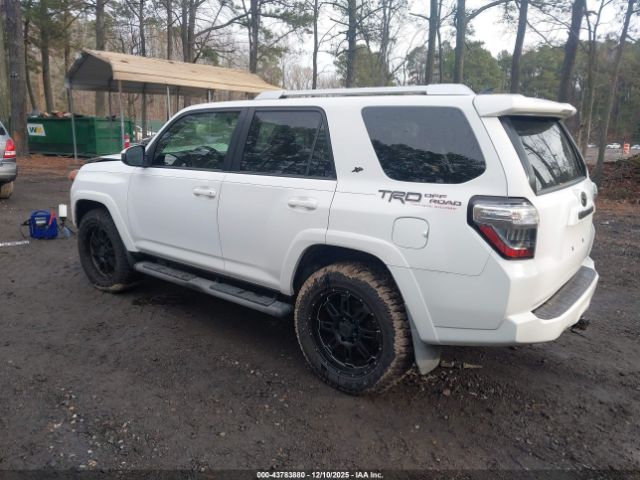 Toyota 4Runner Sr5 Image 9
