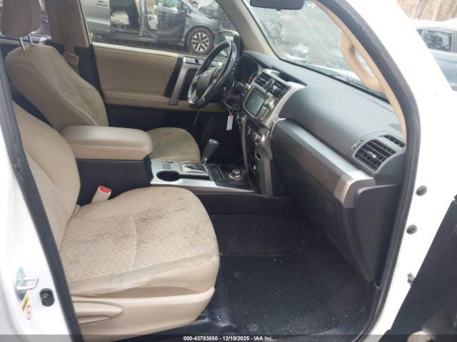 Toyota 4Runner Sr5 Image 5