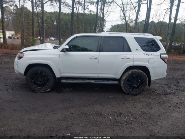 Toyota 4Runner Sr5 Image 7