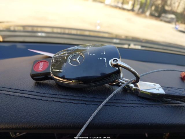 Mercedes-Benz S-Class 4matic Image 8