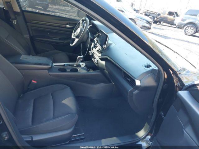 Nissan Altima S Fwd Image 15