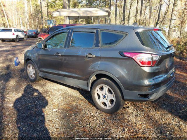 Ford Escape S Image 3