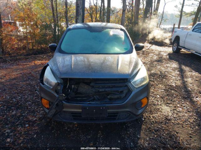 Ford Escape S Image 10