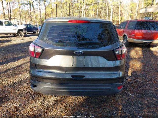 Ford Escape S Image 2