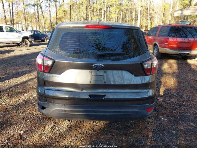 Ford Escape S Image 2