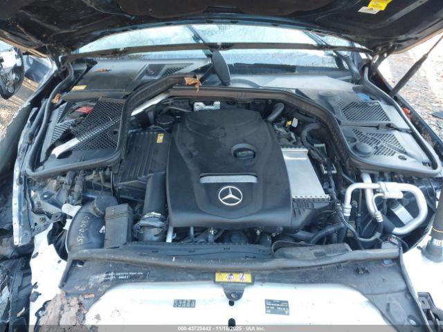 Mercedes-Benz C-Class Image 6