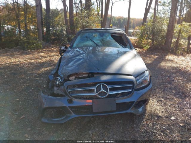 Mercedes-Benz C-Class Image 7