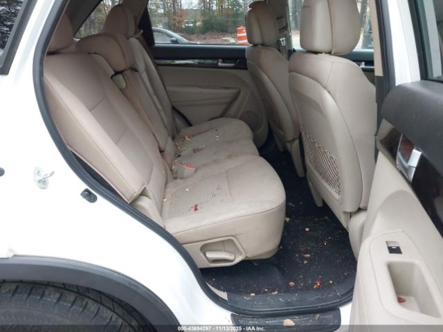 Kia Sorento Lx Image 14