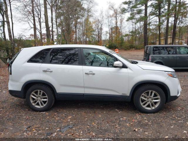 Kia Sorento Lx Image 15