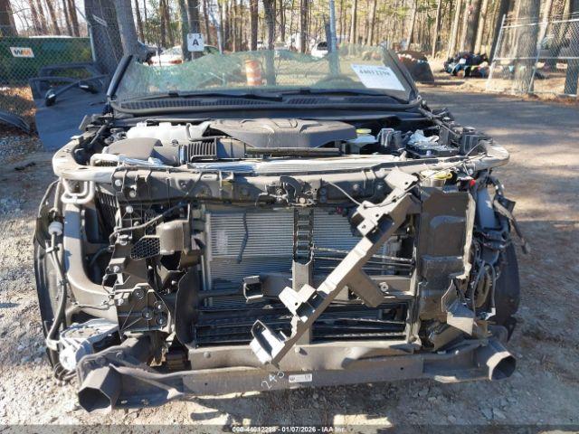 Jeep Wagoneer Series Ii 4x4 Image 9