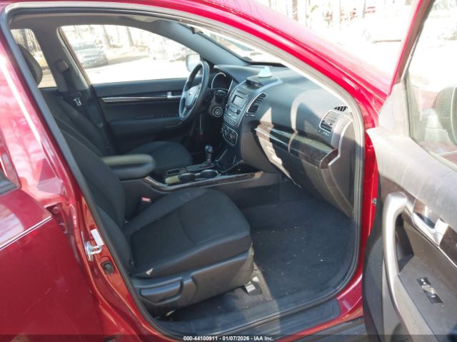 Kia Sorento Lx Image 8