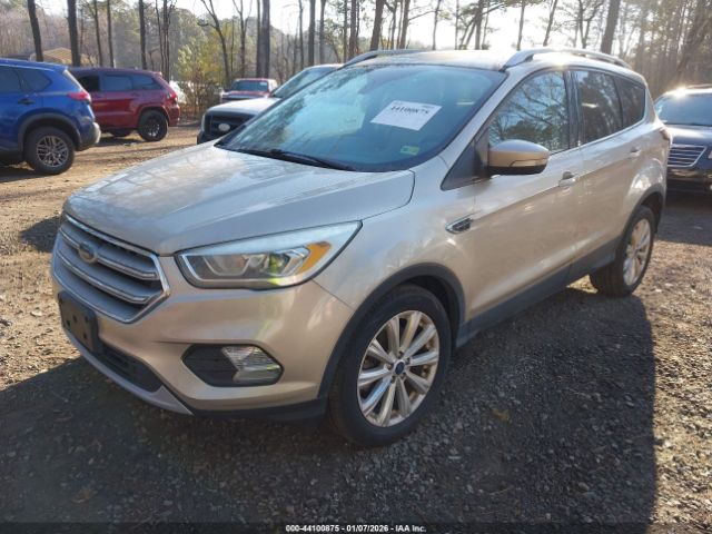 Ford Escape Titanium Image 2