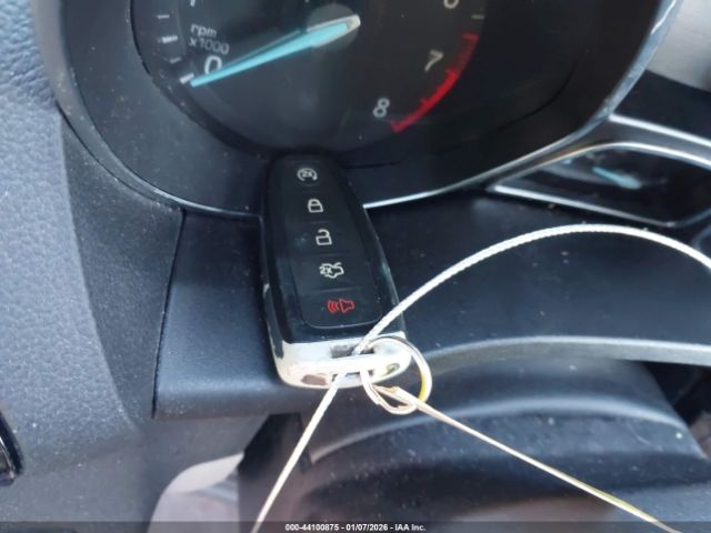 Ford Escape Titanium Image 8