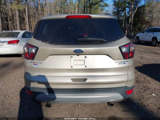Ford Escape Titanium Image 6