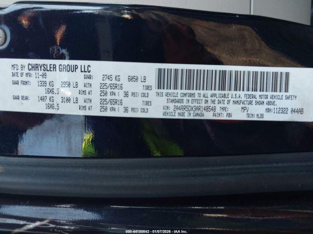 Chrysler Town & Country Touring Image 11