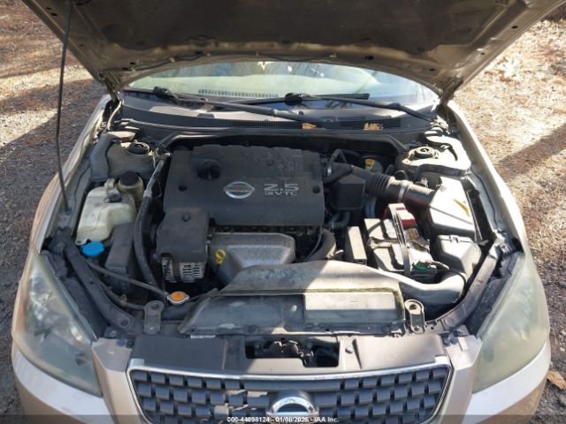 Nissan Altima 2.5 S Image 6