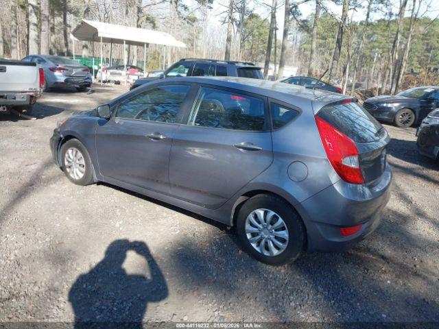 Hyundai ACCENT Gs Image 8