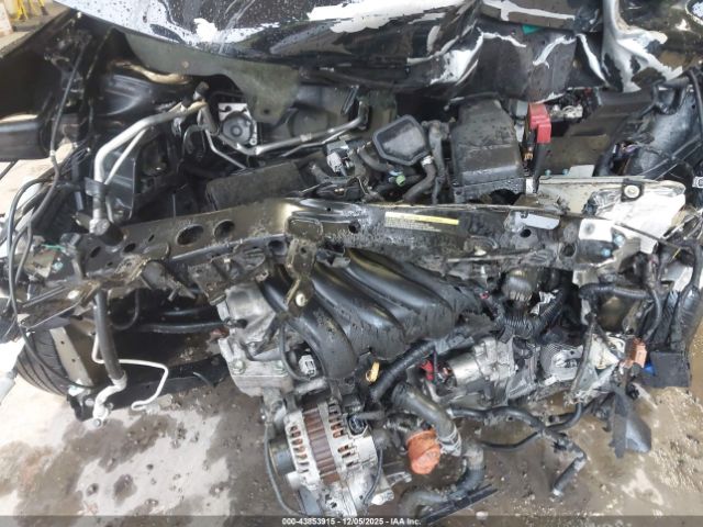 Nissan Versa 1.6 S+ Image 8