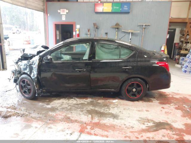 Nissan Versa 1.6 S+ Image 6