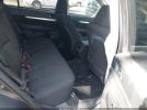 Subaru Outback 2.5i Image 12
