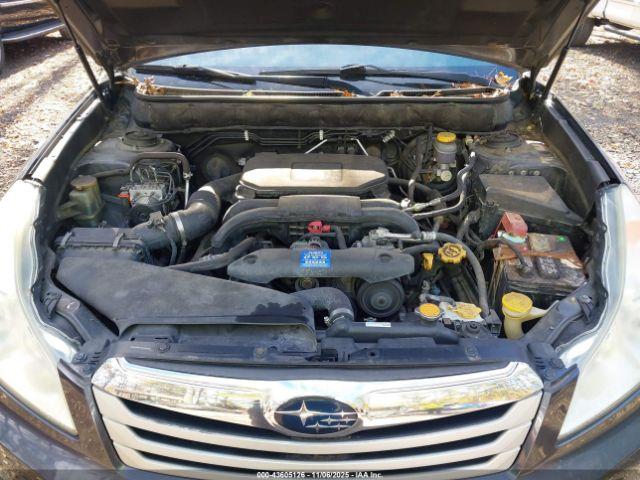 Subaru Outback 2.5i Image 14