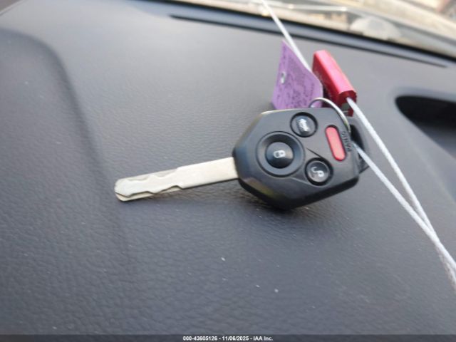 Subaru Outback 2.5i Image 16