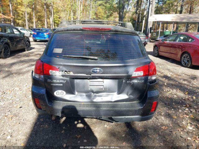 Subaru Outback 2.5i Image 4