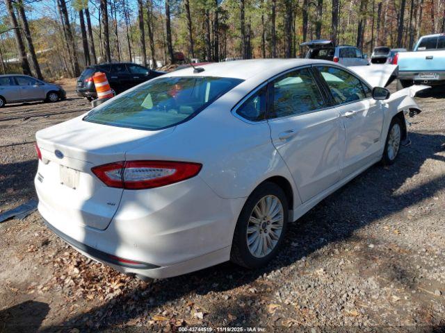 Ford Fusion Se Luxury Image 4