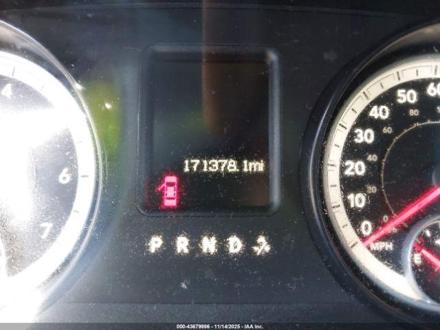 Ram 1500 Express Image 13