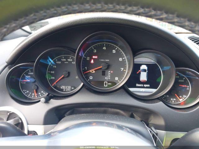 Porsche Cayenne Image 5