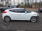 Hyundai VELOSTER Image 12