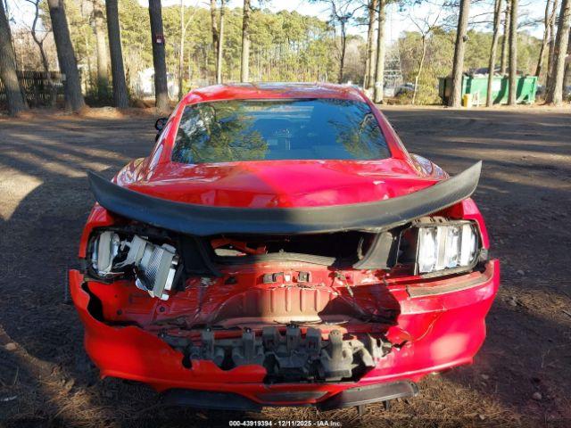 Ford Mustang V6 Image 12