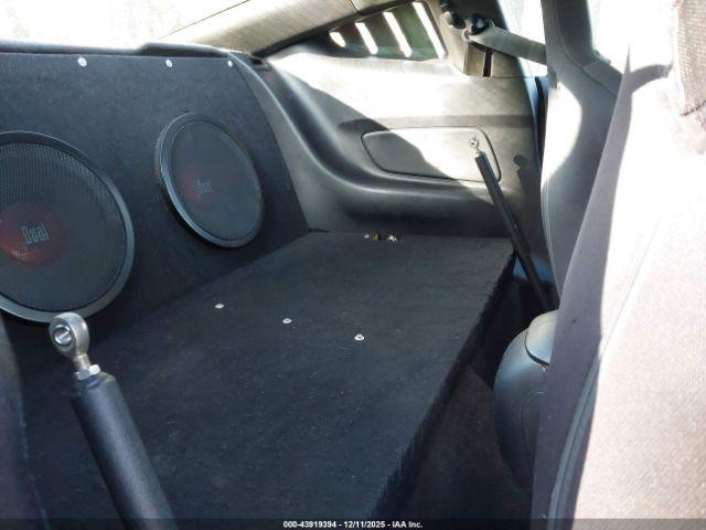 Ford Mustang V6 Image 4