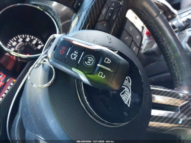 Ford Mustang V6 Image 8