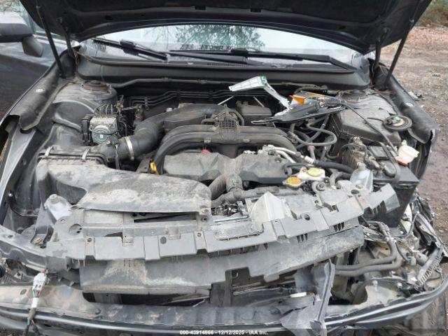 Subaru Outback 2.5i Limited Image 16