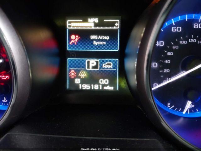 Subaru Outback 2.5i Limited Image 8