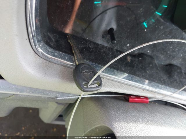 Chevrolet Traverse Ls Image 7