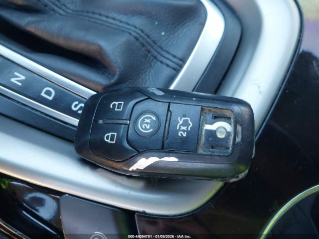 Ford Fusion Se Image 2