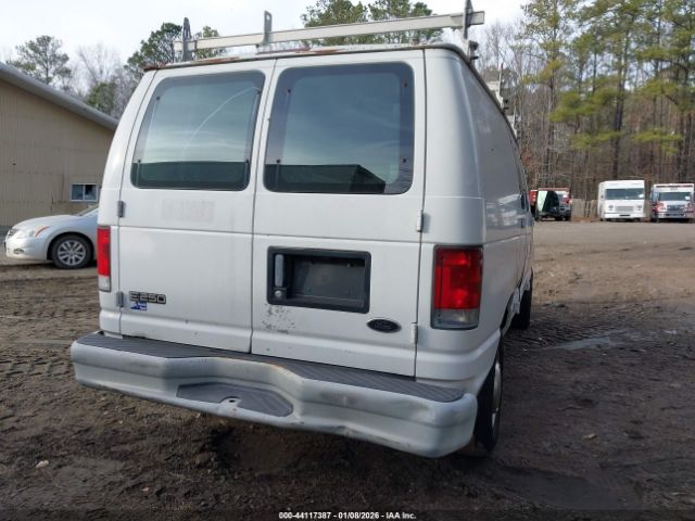 Ford E-250 Image 5
